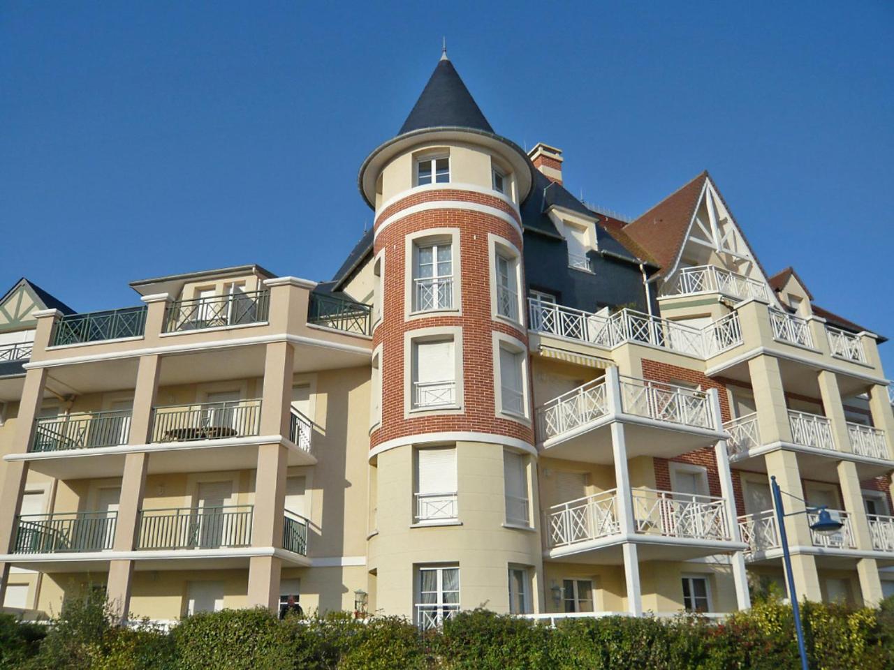 Apartment Le Manoir By Interhome Cabourg Exteriér fotografie